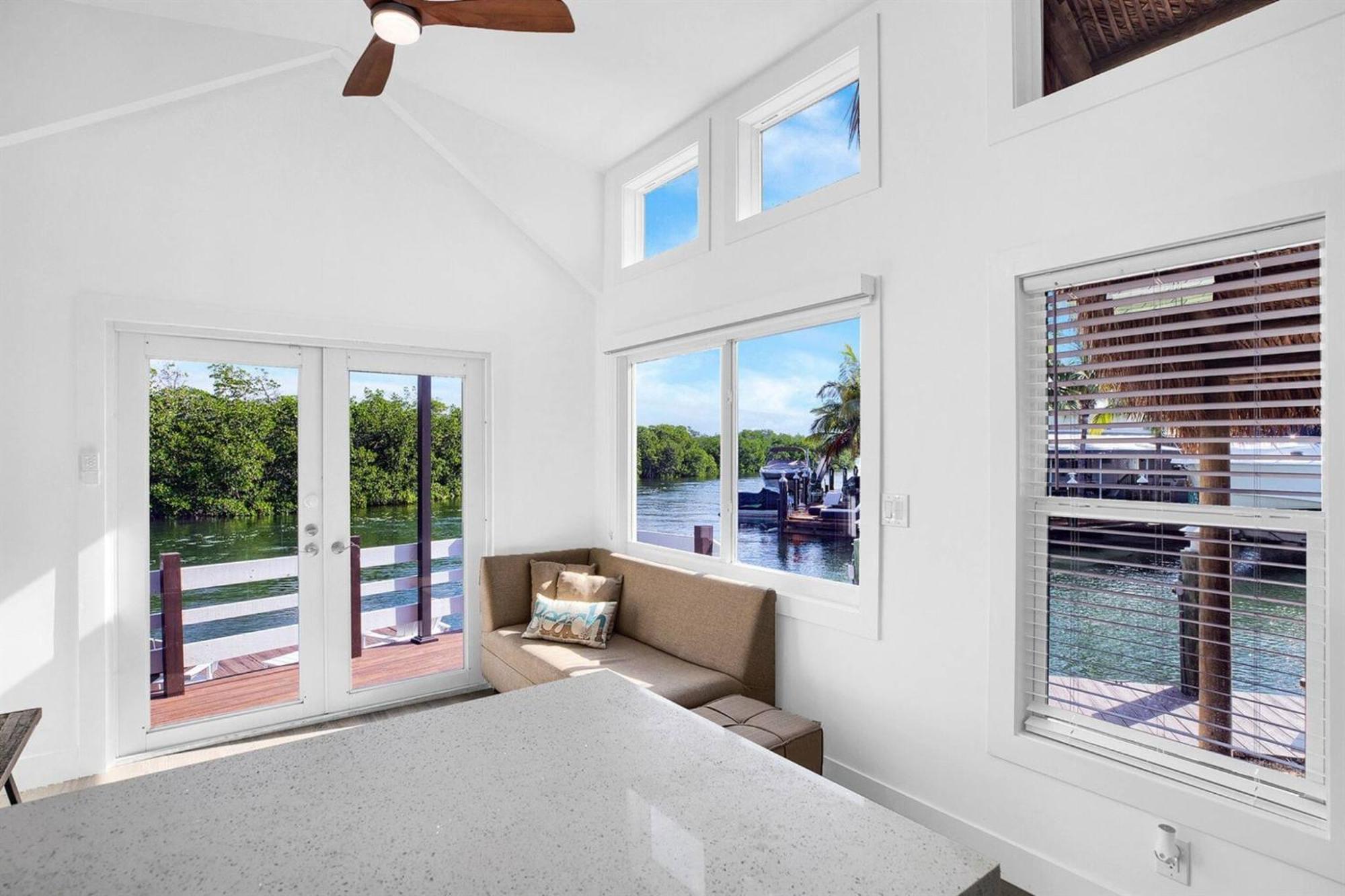 Tiny Home On Waterfront, Bay Views, Deck, Pool Jewfish 客房 照片