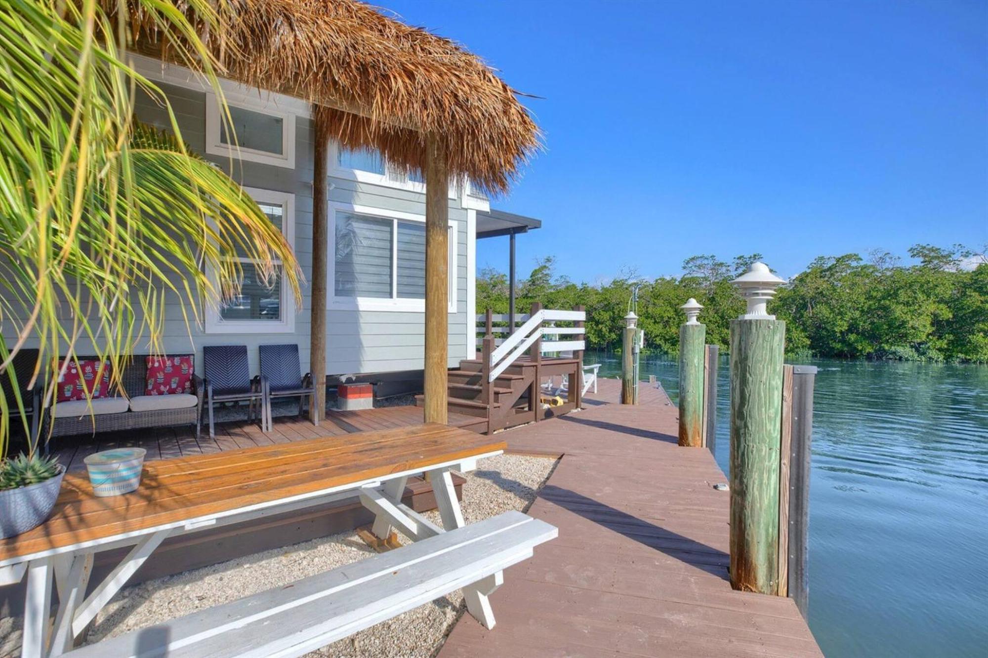 Tiny Home On Waterfront, Bay Views, Deck, Pool Jewfish 客房 照片